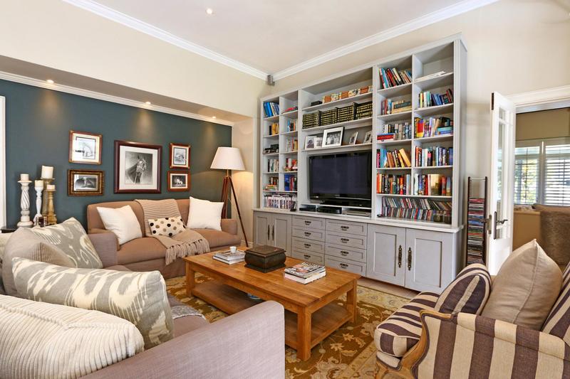 To Let 4 Bedroom Property for Rent in Steenberg Estate Western Cape